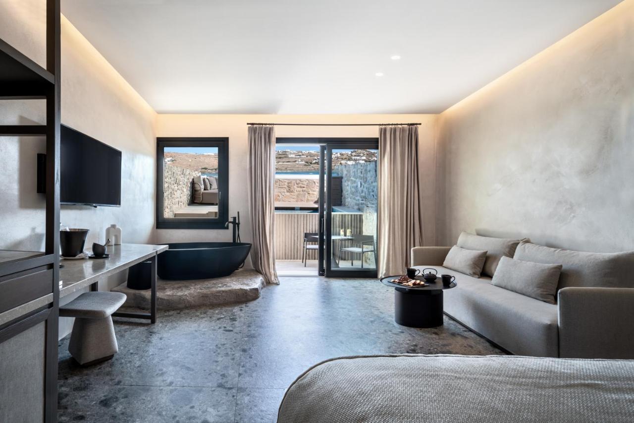 אורנוס Aeonic Suites & Spa - Only Adults מראה חיצוני תמונה